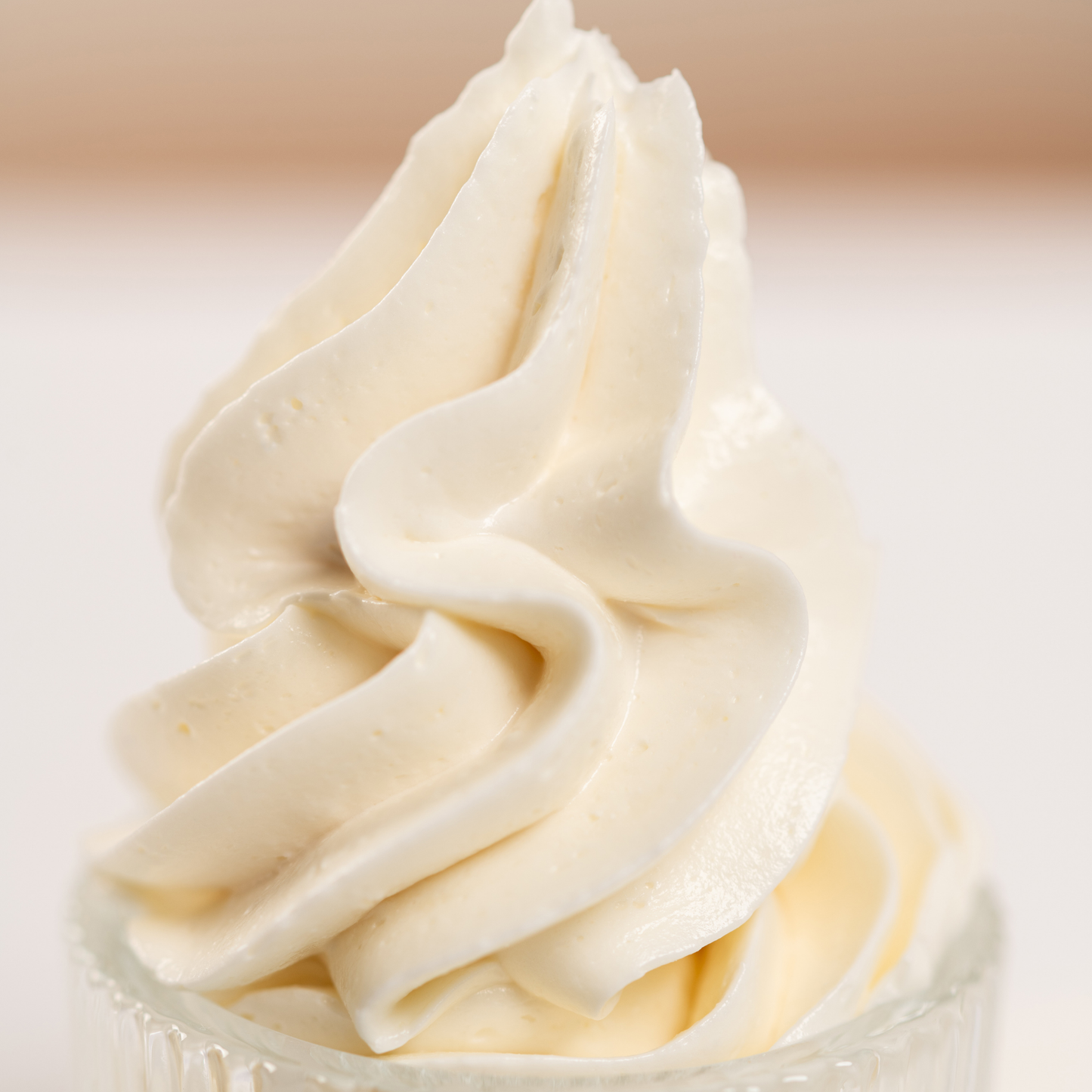 Einzigartiges Geschenk: Deine limitierte Weihnachtsbox - toxinfreie Unikate. Handgemacht. Rein.