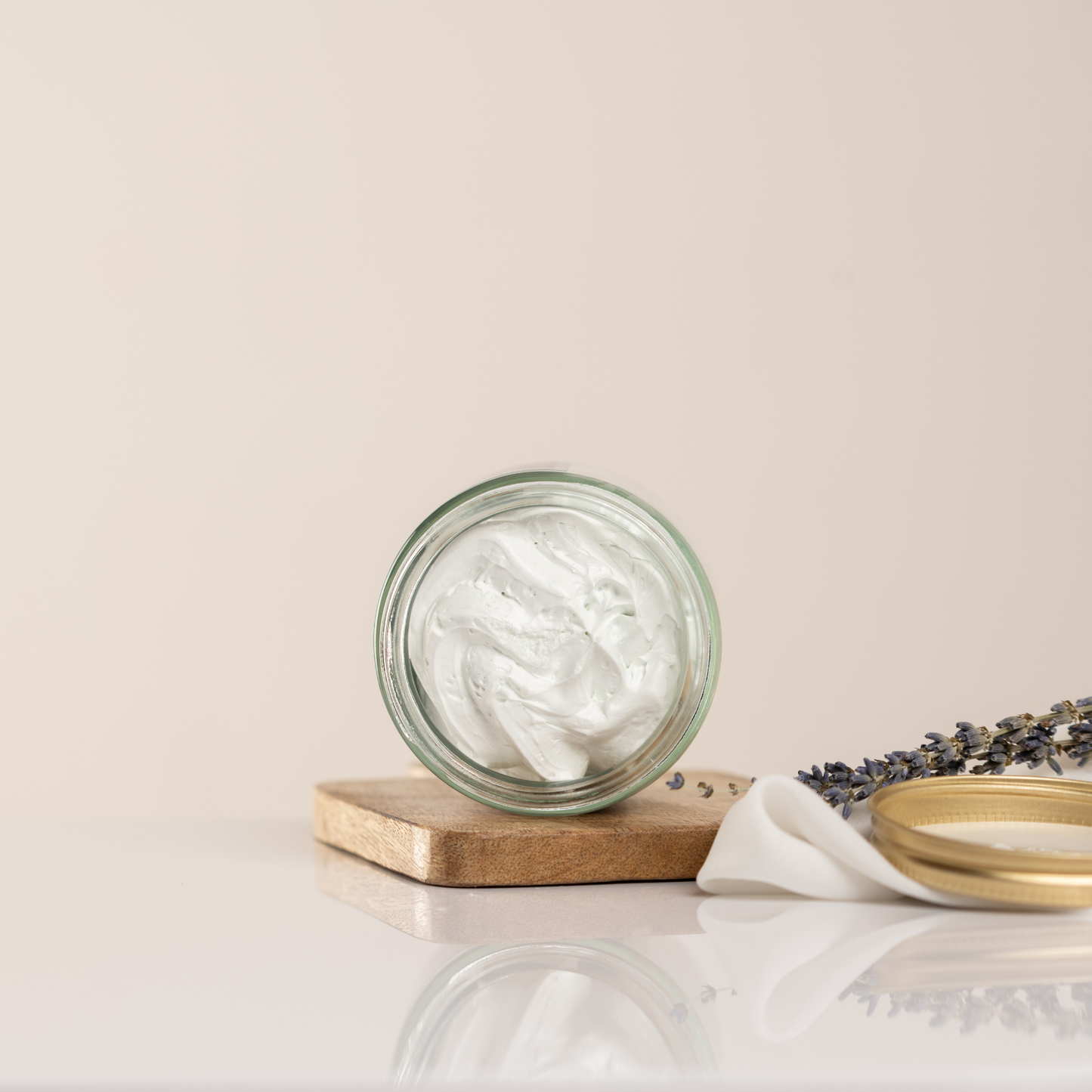 Körperbutter Bio Lavendel – handgemacht - für Entspannung in ihrer reinsten Form